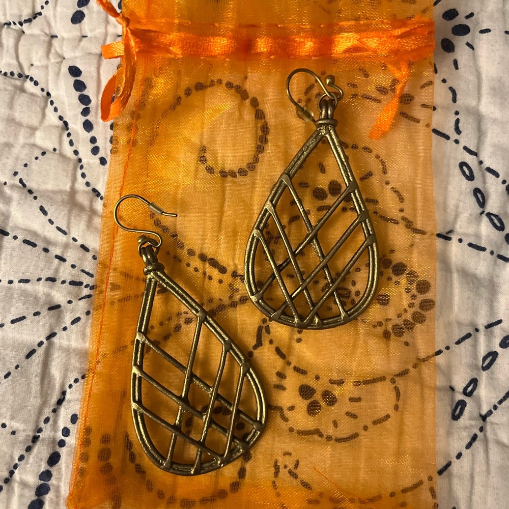 Gold Teardrop Earrings